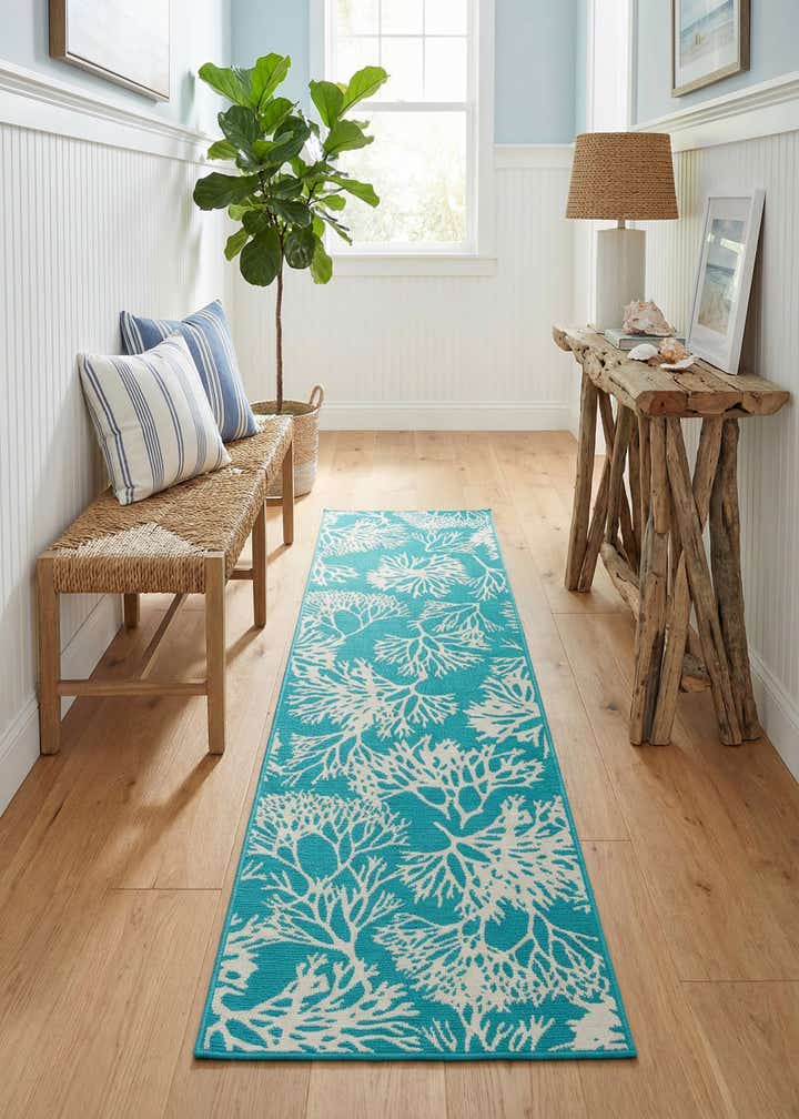 2' 7 x 10' Easy-Clean Coastal Indoor / Outdoor Runner Rug