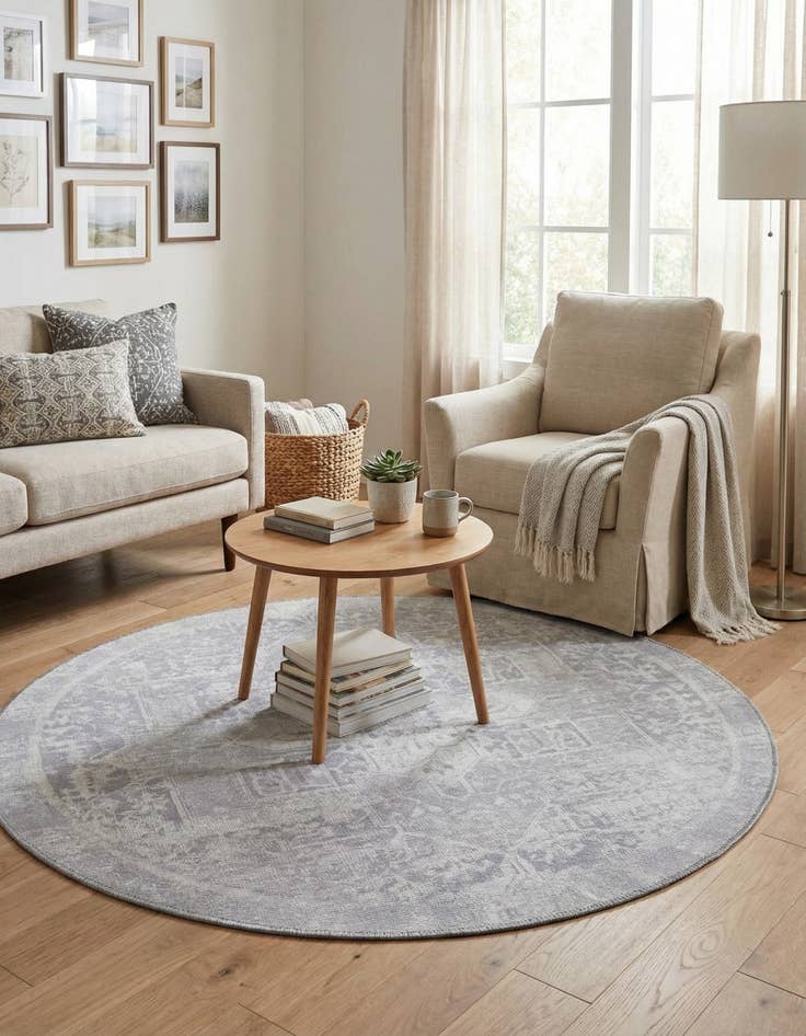 Detail image of 3' 6 x 3' 6 Timeless Round Rug