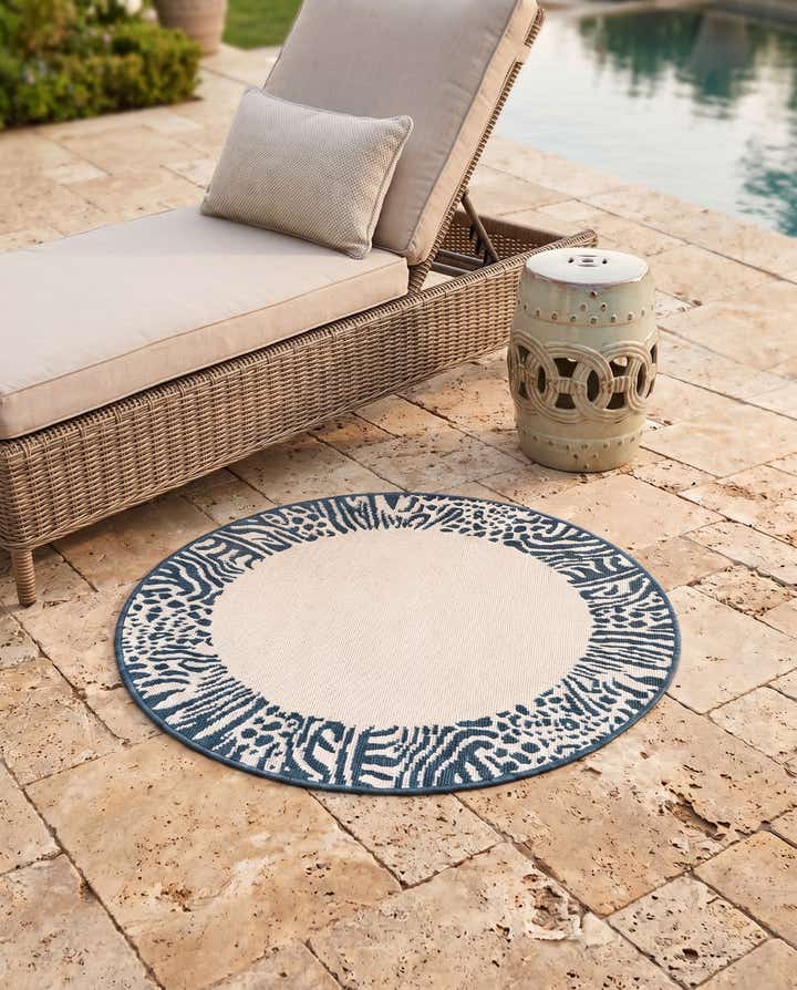 3' x 3' Easy-Clean Safari Indoor / Outdoor Round Rug