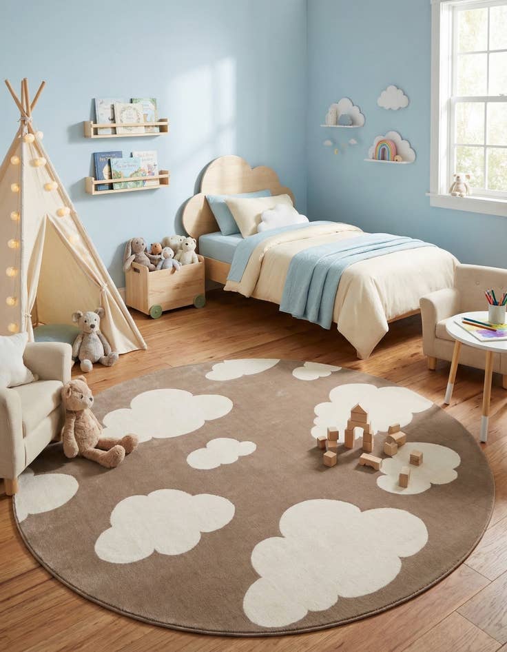 Detail image of 7' 10 x 7' 10 Whimsy Kids Round Rug