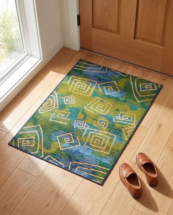 2' 2 x 3' Easy-Clean Modern Indoor / Outdoor Rug
