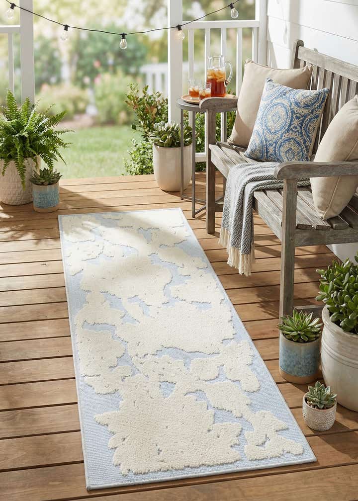 2' x 6' Easy-Clean Aruba Indoor / Outdoor Runner Rug