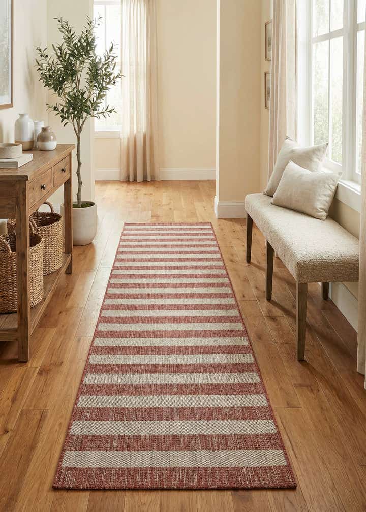 2' 7 x 10' Easy-Clean Ribbon Indoor / Outdoor Runner Rug
