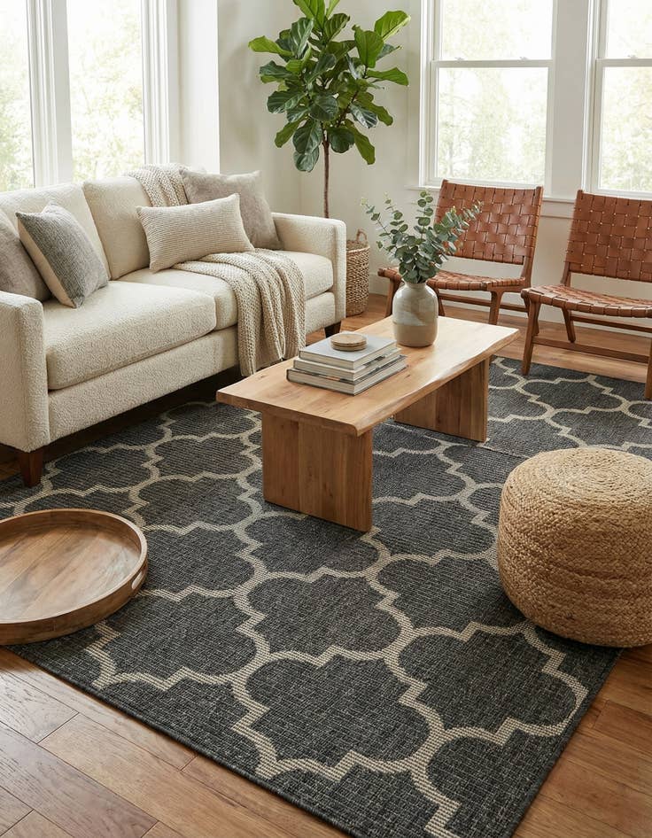 Detail image of 5' 3 x 7'  Washable Trellis Indoor / Outdoor Rug