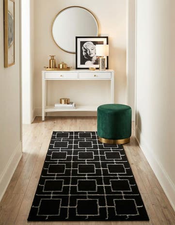 2' x 5' Marilyn Monroe™ Glam Deco Runner Rug