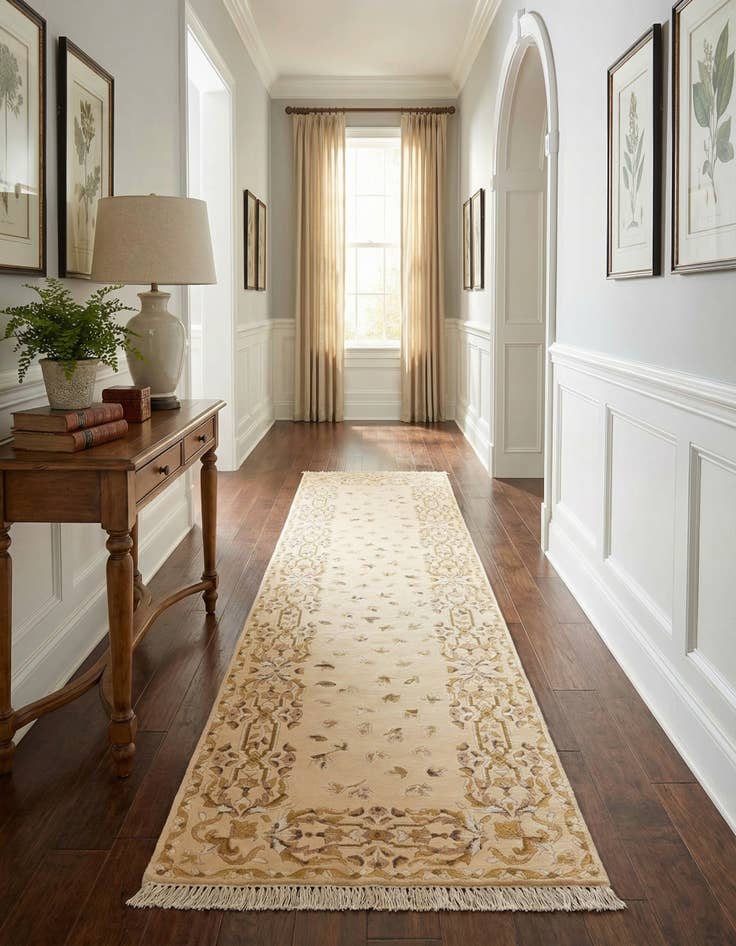 Detail image of 2' 8 x 9' 9  Hand Knotted Darya Wool Runner Rug