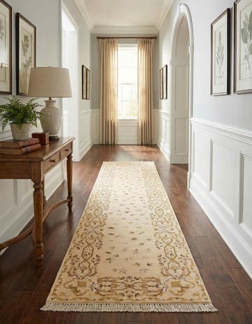 2' 8 x 9' 9 Hand Knotted Darya Wool Runner Rug