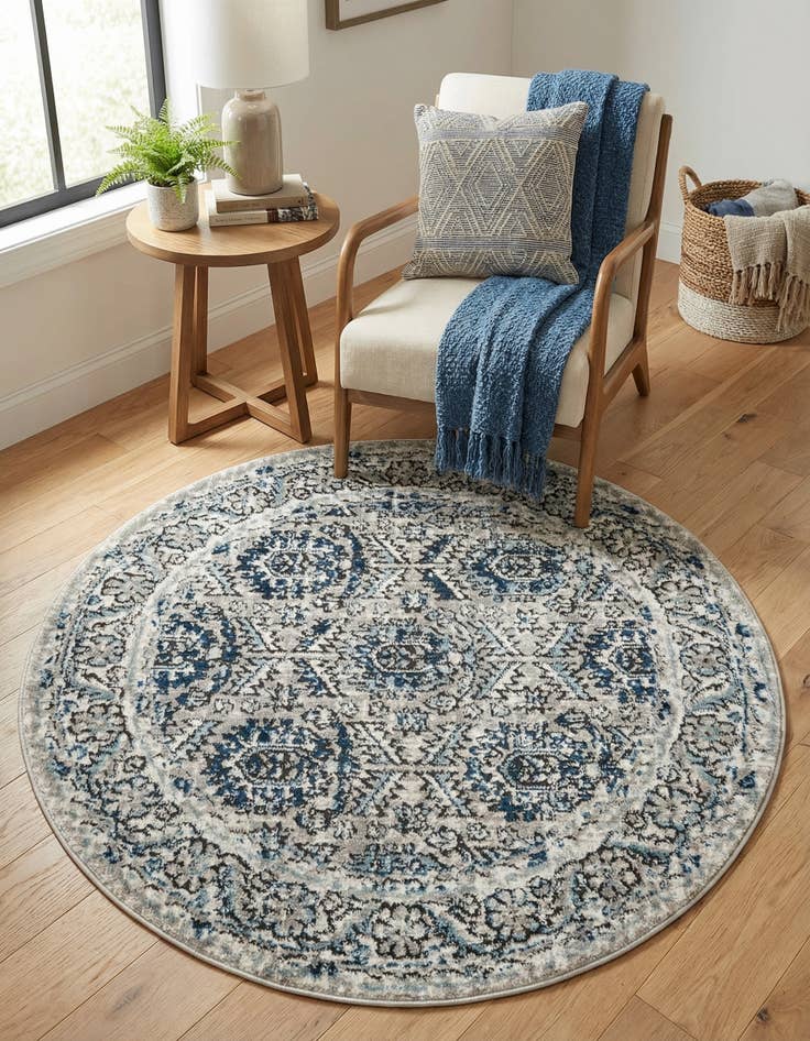Detail image of 3' 3 x 3' 3 Nyla Round Rug