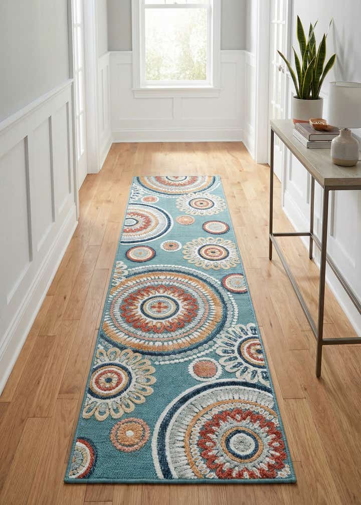 2' 2 x 8' Easy-Clean Botanical Indoor / Outdoor Runner Rug