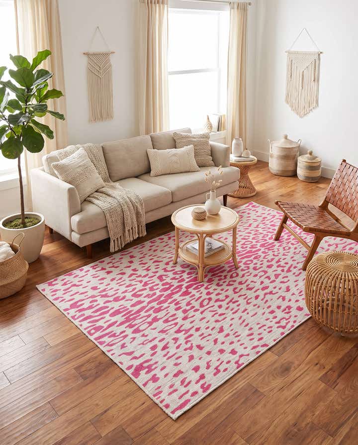5' 3 x 8' Easy-Clean Safari Indoor / Outdoor Rug