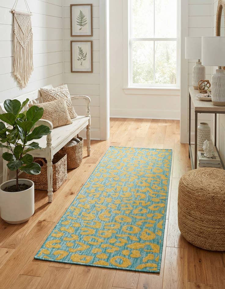 Detail image of 2' x 6' Easy-Clean Safari Indoor / Outdoor Runner Rug