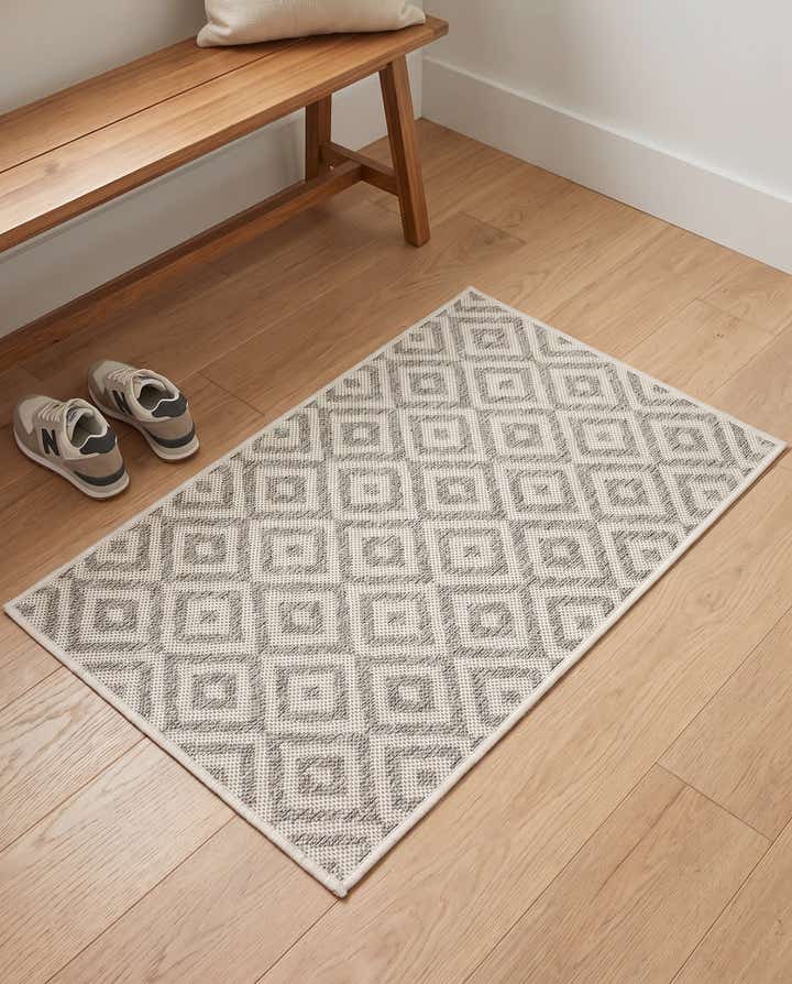2' x 3' Easy-Clean Jill Zarin Costa Rica Indoor / Outdoor Rug