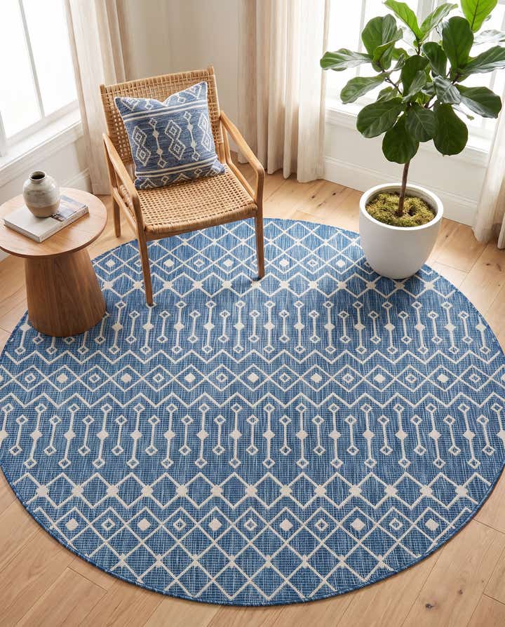 7' x 7' Easy-Clean Trellis Indoor / Outdoor Round Rug