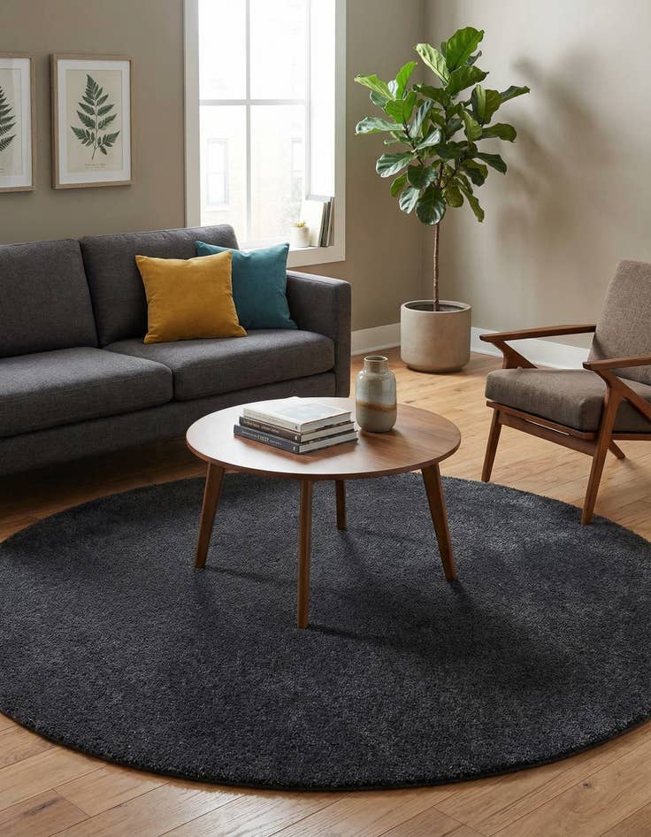 Detail image of 6' x 6' Solid Frieze Round Rug