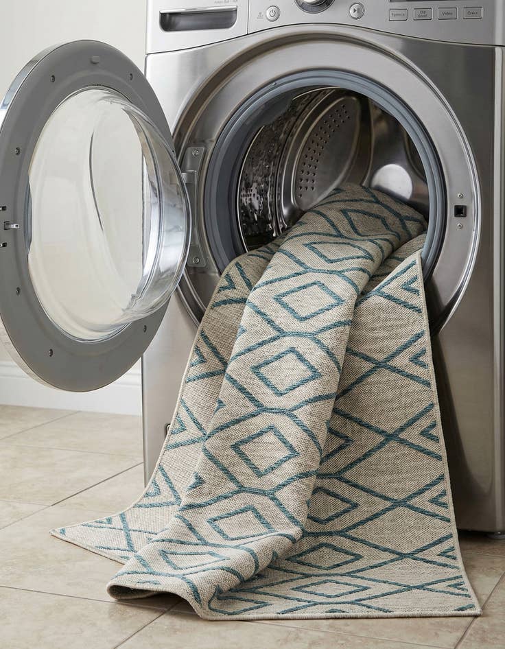 Detail image of 7' 10 x 7' 10  Washable Jill Zarin Turks and Caicos Indoor / Outdoor Square Rug