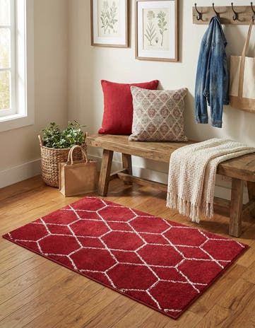 Red Lattice Frieze Rug
