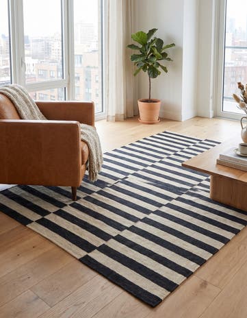 4' 2 x 5' 10 Hand Woven Kilim Modern Wool Rug