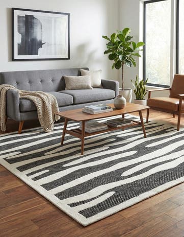 Gray Prismatic Square Rug