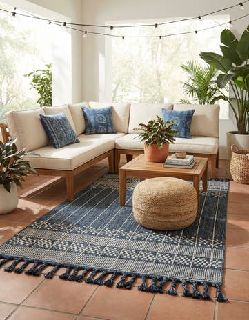 5' 1 x 8' Easy-Clean Eco Bohemian Indoor / Outdoor Rug
