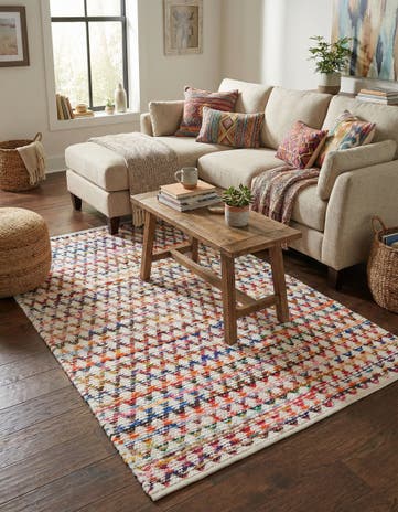 4' 1 x 6' 1 Hand Woven Braided Chindi Rug
