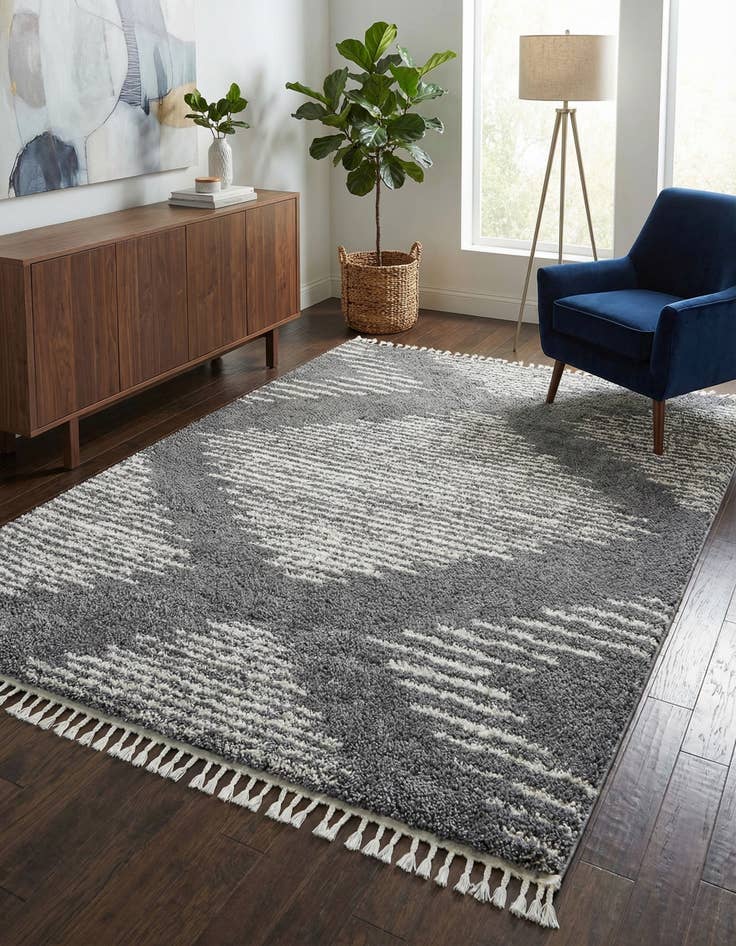 Detail image of 9' x 12' Serenity Shag Rug