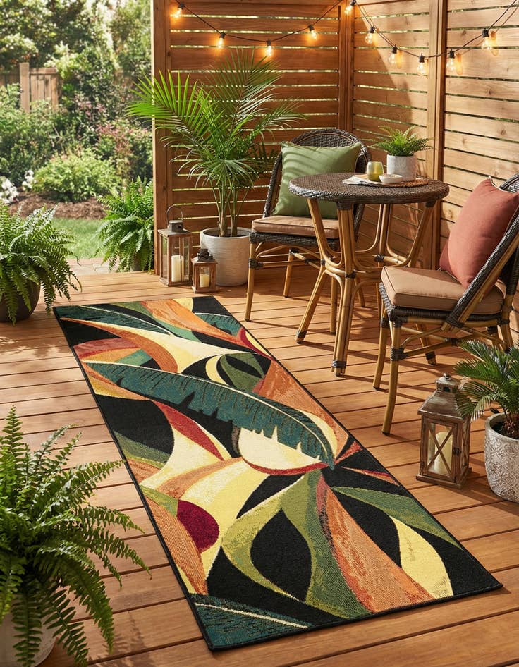 Detail image of 2' x 6' Easy-Clean Botanical Indoor / Outdoor Runner Rug