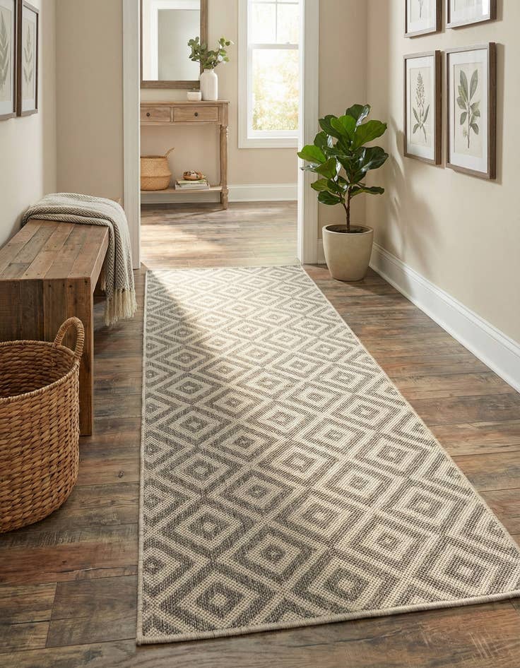 Detail image of 2' x 8' Easy-Clean Jill Zarin Costa Rica Indoor / Outdoor Runner Rug
