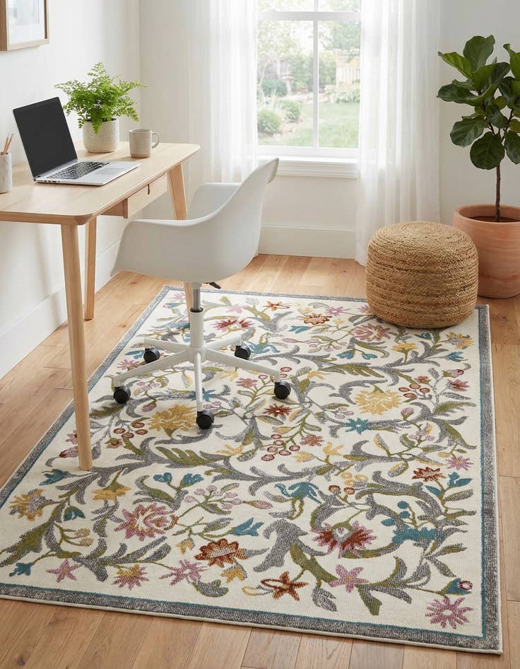 Detail image of  4' x 6' Blossom Rug