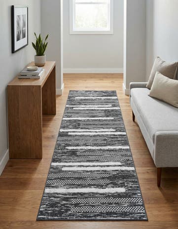 2' 7 x 8' Abbey Runner Rug