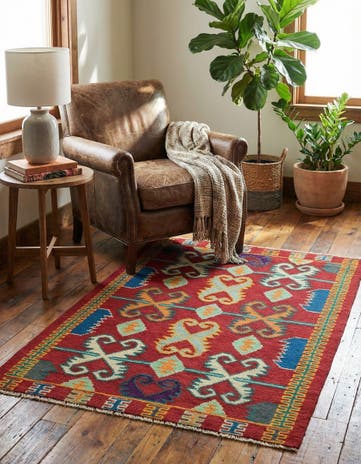 2' 8 x 4' Hand Knotted Balouch Rug
