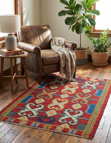 2' 8 x 4' Hand Knotted Balouch Rug