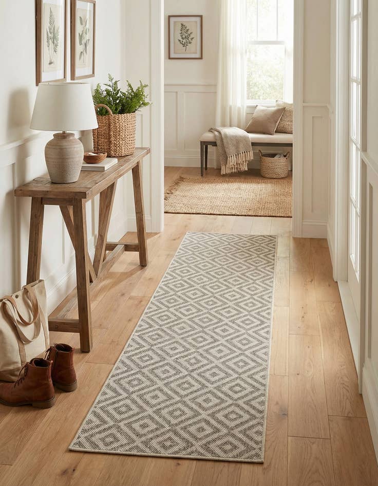 Detail image of 2' x 8' Easy-Clean Jill Zarin Costa Rica Indoor / Outdoor Runner Rug
