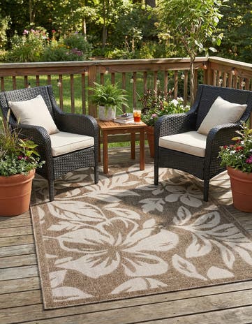Beige Easy-Clean Botanical Indoor / Outdoor Rug