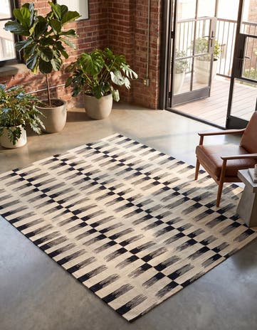 6' x 7' Hand Woven Kilim Modern Wool Square Rug