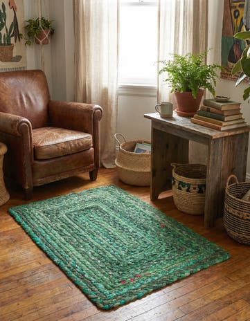 Green Handmade Braided Chindi Rug