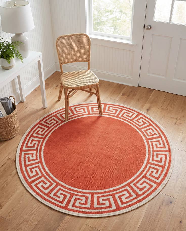 Detail image of 4' x 4' Easy-Clean Coastal Indoor / Outdoor Round Rug