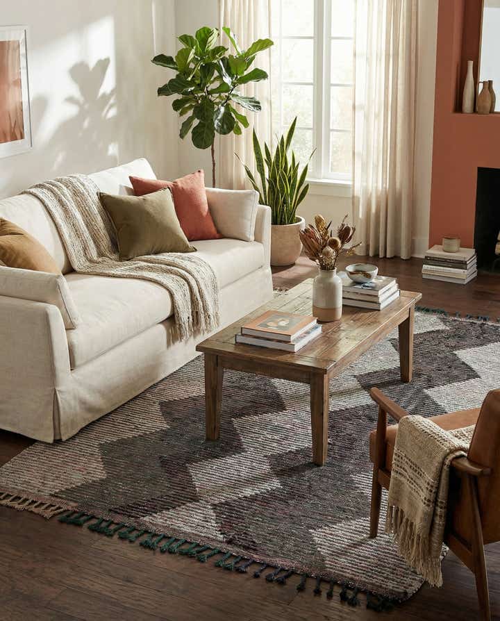 5' 5 x 8' Hand Knotted Moroccan Wool Rug