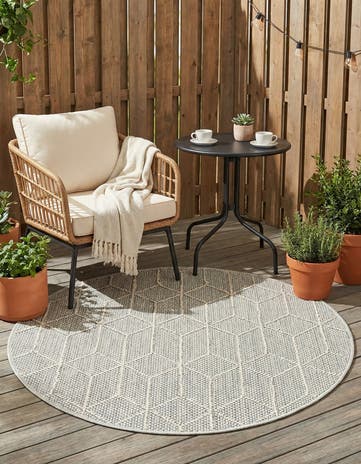 3' 1 x 3' 1 Easy-Clean Lattice Indoor / Outdoor Round Rug