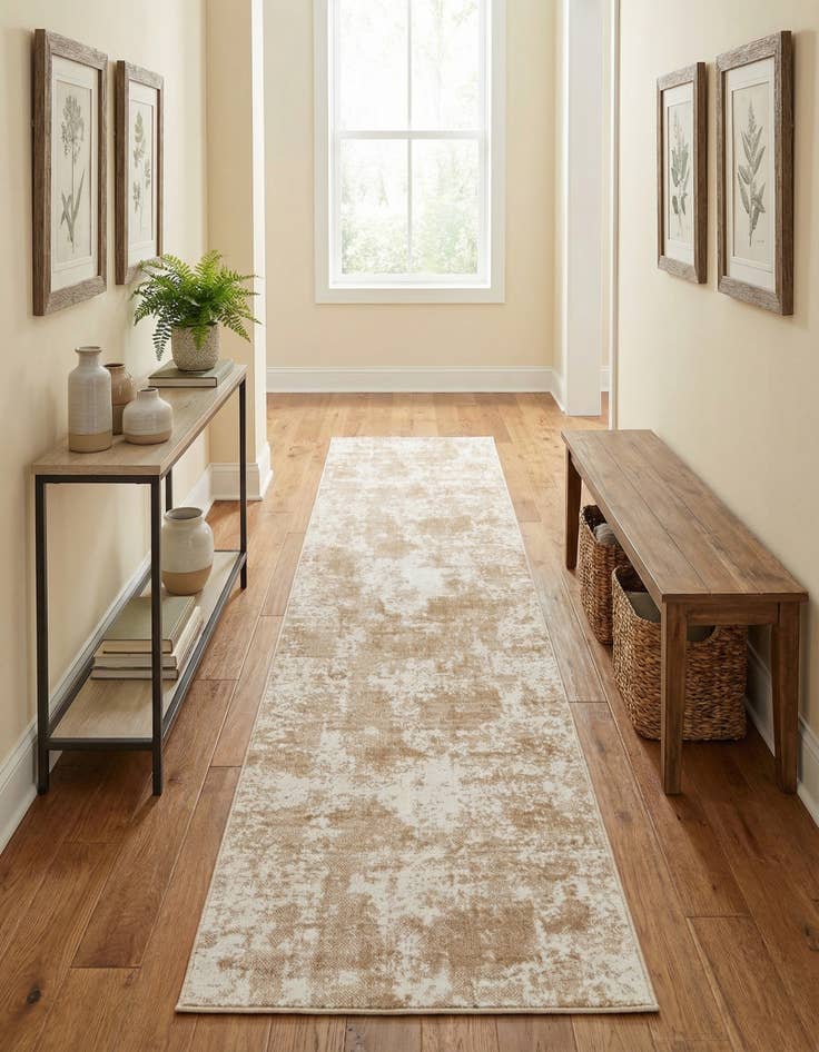 Detail image of  2' 7 x 12' Aurora Runner Rug