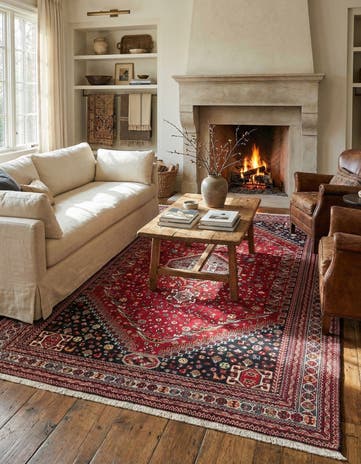 7' 3 x 10' 6 Hand Knotted Ghashghaei Wool Rug