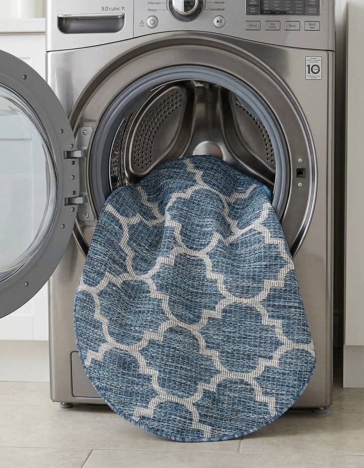 Detail image of 3' x 3'  Washable Trellis Indoor / Outdoor Round Rug