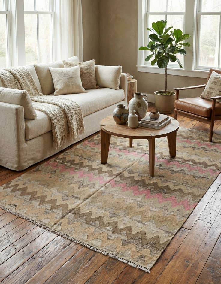 Detail image of 5' 4 x 7' 8  Hand Woven Kilim Modern Wool Rug