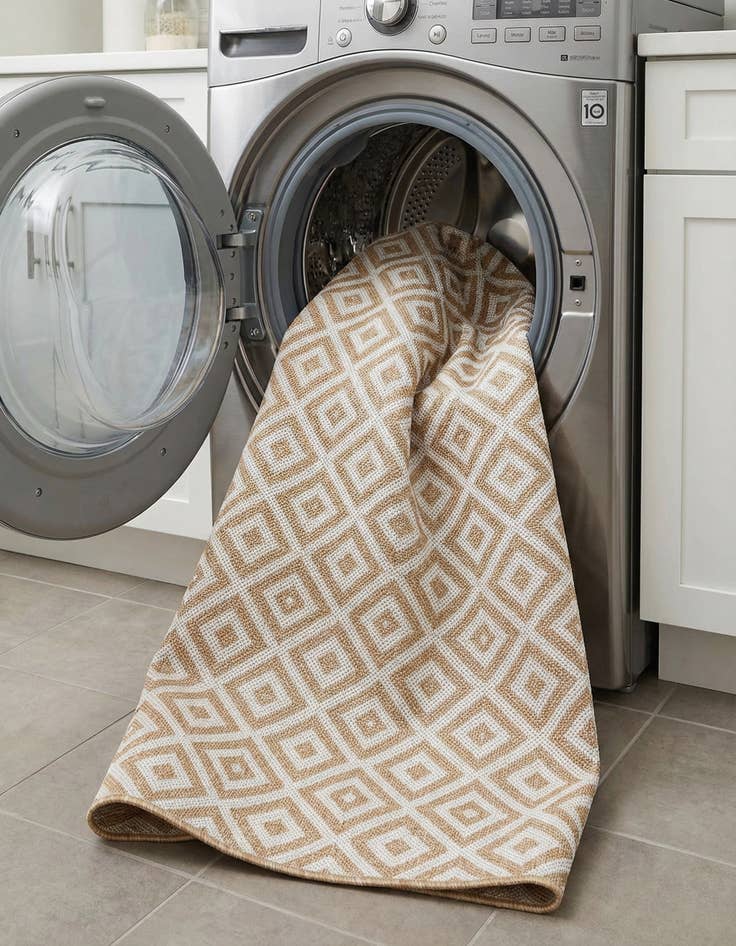 Detail image of 4' x 6'  Washable Jill Zarin Costa Rica Indoor / Outdoor Rug