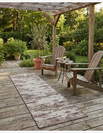 2' x 6' Easy-Clean Modern Indoor / Outdoor Runner Rug