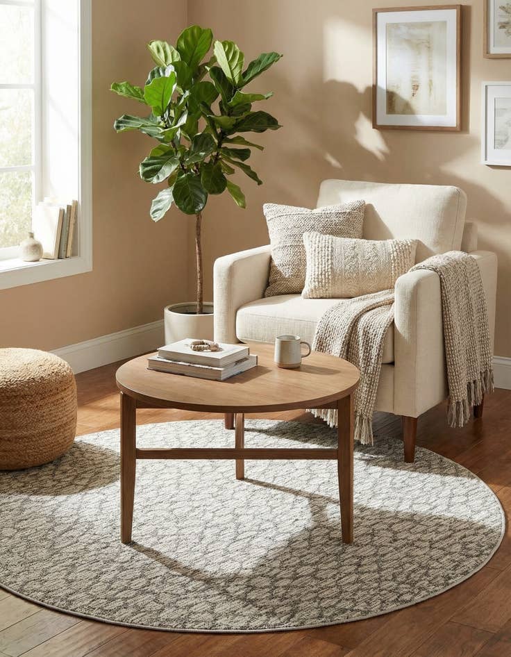 Detail image of  5' 3 x 5' 3  Washable Safari Indoor / Outdoor Round Rug