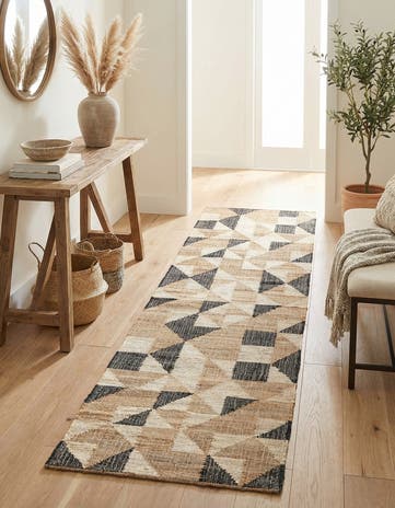 2' 7 x 10' Hand Woven Kala Handwoven Jute Runner Rug