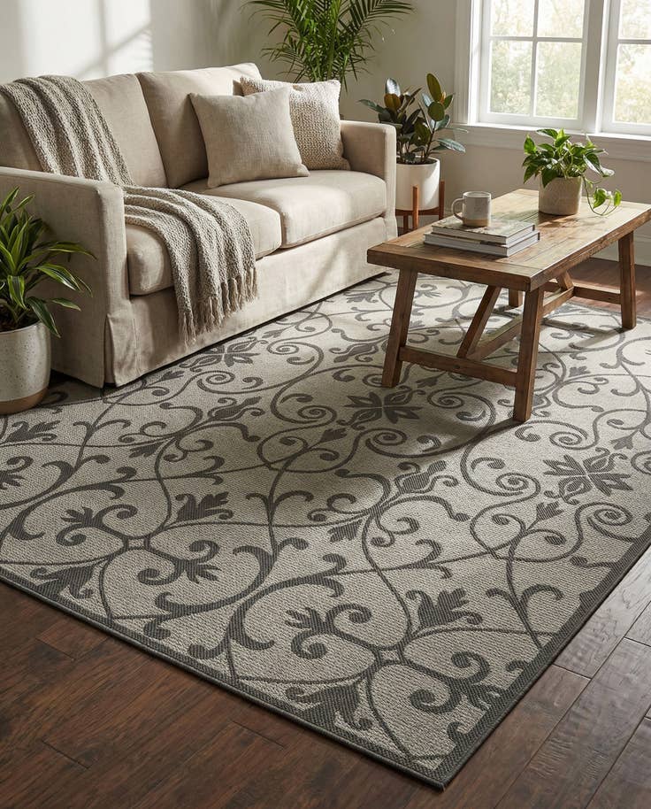 Detail image of 7' x 10' Easy-Clean Botanical Indoor / Outdoor Rug