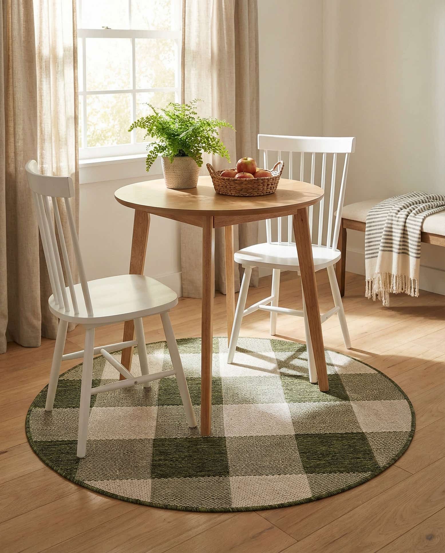 3' x 3' Easy-Clean Checkered Indoor / Outdoor Round Rug