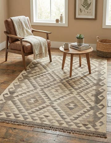 3' 5 x 5' 1 Hand Woven Kilim Maymana Wool Rug