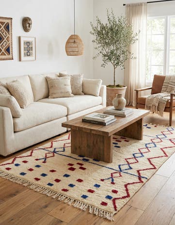 5' 1 x 8' 5 Hand Knotted Moroccan Wool Rug